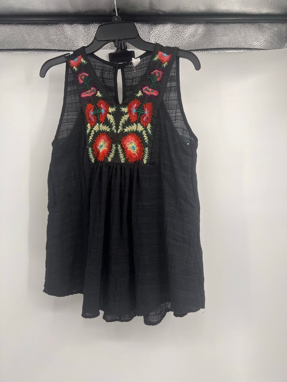 CY Sm Womens Dark Feminine Embroidered Sleeveless Peasant Top Flowy Moody Witchy